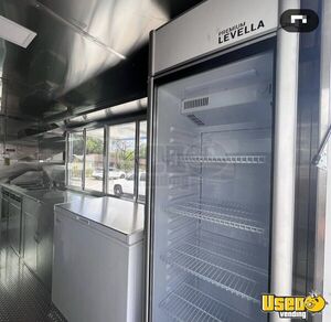 1999 Gruman All-purpose Food Truck Awning New York Diesel Engine for Sale