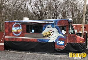 1999 Grumman Olson Kitchen Food Truck All-purpose Food Truck Cabinets Delaware Diesel Engine for Sale