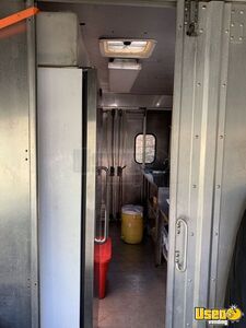 1999 Kitchen Food Truck All-purpose Food Truck Hot Water Heater Pennsylvania for Sale