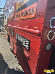 1999 Kitchen Food Truck All-purpose Food Truck Stainless Steel Wall Covers New York Diesel Engine for Sale