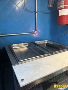 1999 Kitchen Food Truck All-purpose Food Truck Stovetop New York Diesel Engine for Sale