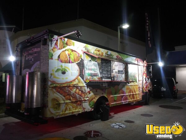 1999 Mt35 Step Van Kitchen Food Truck All-purpose Food Truck Air Conditioning Florida Diesel Engine for Sale