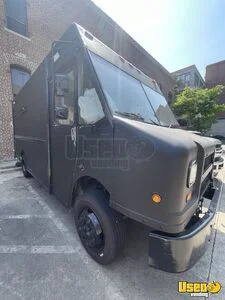 1999 Mt45 4x2 Step Van Mobile Boutique Interior Lighting Texas Diesel Engine for Sale
