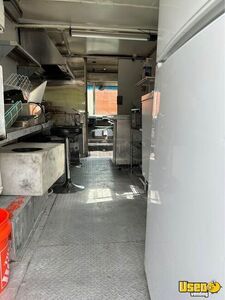 1999 Mt45 All-purpose Food Truck All-purpose Food Truck Surveillance Cameras Texas Diesel Engine for Sale
