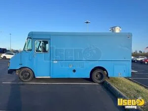 1999 Mt45 All-purpose Food Truck Concession Window Kentucky Diesel Engine for Sale