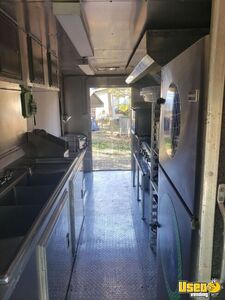 1999 Mt45 Step Van Kitchen Food Truck All-purpose Food Truck Additional 8 Oregon Diesel Engine for Sale