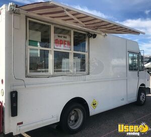1999 Mt45 Step Van Kitchen Food Truck All-purpose Food Truck Cabinets New Mexico Diesel Engine for Sale