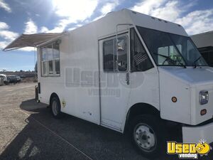 1999 Mt45 Step Van Kitchen Food Truck All-purpose Food Truck Concession Window New Mexico Diesel Engine for Sale