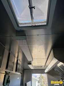 1999 Mt45 Step Van Kitchen Food Truck All-purpose Food Truck Premium Brakes Oregon Diesel Engine for Sale
