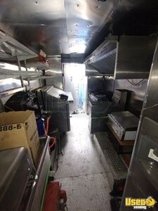 1999 Mt45 Step Van Kitchen Food Truck All-purpose Food Truck Surveillance Cameras New Jersey Diesel Engine for Sale