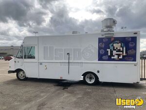 1999 P30 All-purpose Food Truck Air Conditioning Texas Diesel Engine for Sale