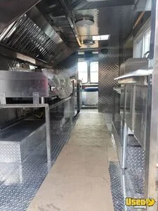 1999 P30 All-purpose Food Truck Concession Window Illinois for Sale