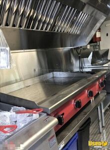 1999 P30 All-purpose Food Truck Deep Freezer Florida Gas Engine for Sale