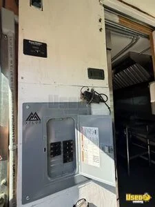 1999 P30 All-purpose Food Truck Exhaust Fan Montana Diesel Engine for Sale