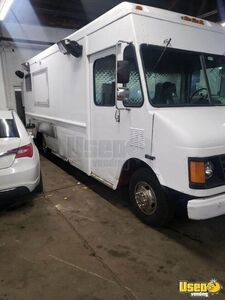 1999 P30 All-purpose Food Truck Illinois for Sale