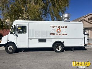 Well Equipped - Cheverolet P30 Food Truck with Fire Suppression System for Sale in Nevada!