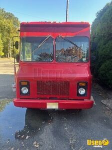 1999 P30 All-purpose Food Truck Stainless Steel Wall Covers New Jersey Gas Engine for Sale
