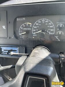 1999 P30 All-purpose Food Truck Upright Freezer Montana Diesel Engine for Sale