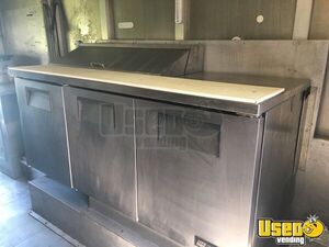 1999 P30 Barbecue Kitchen Food Truck Barbecue Food Truck Awning Pennsylvania Gas Engine for Sale