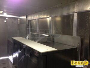 1999 P30 Barbecue Kitchen Food Truck Barbecue Food Truck Stainless Steel Wall Covers Pennsylvania Gas Engine for Sale