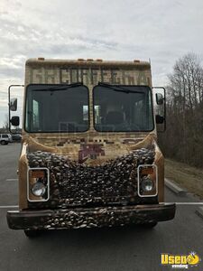 1999 P30 Coffee And Beverage Truck Coffee & Beverage Truck Espresso Machine North Carolina Gas Engine for Sale