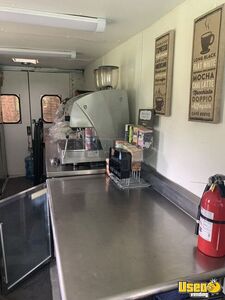 1999 P30 Coffee And Beverage Truck Coffee & Beverage Truck Fresh Water Tank North Carolina Gas Engine for Sale
