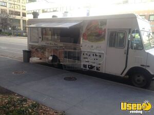 1999 P30 Forward Cntl Stepvan Catering And All Purpose Food Truck All-purpose Food Truck Pennsylvania Diesel Engine for Sale