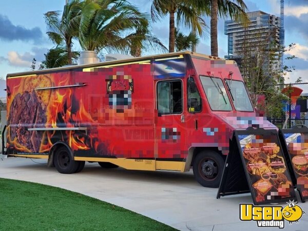 1999 P30 Kitchen Food Truck All-purpose Food Truck Florida Diesel Engine for Sale