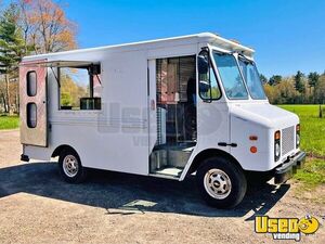 1999 P30 Step Van All-purpose Food Truck All-purpose Food Truck Concession Window Rhode Island Gas Engine for Sale