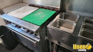 1999 P30 Step Van All-purpose Food Truck Hot Water Heater Michigan Gas Engine for Sale