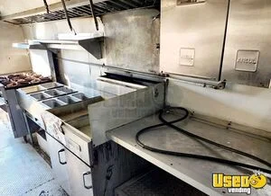 1999 P30 Step Van All-purpose Food Truck Oven Michigan Gas Engine for Sale