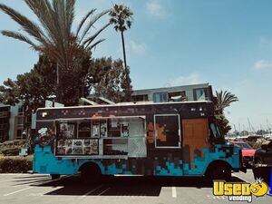 1999 P30 Step Van Food Truck All-purpose Food Truck California Gas Engine for Sale