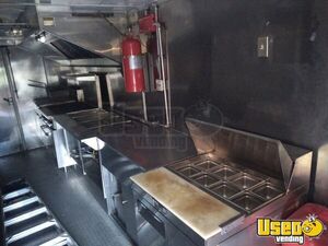 1999 P30 Step Van Kitchen Food Truck All-purpose Food Truck Air Conditioning Florida Diesel Engine for Sale