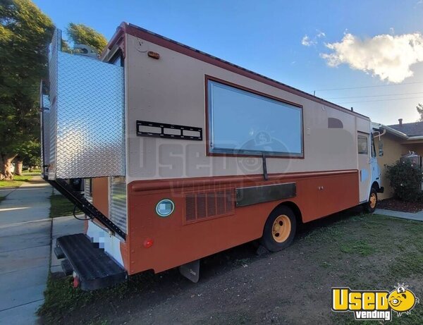 1999 P30 Step Van Kitchen Food Truck All-purpose Food Truck California for Sale