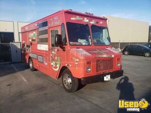 1999 P30 Step Van Kitchen Food Truck All-purpose Food Truck California Gas Engine for Sale