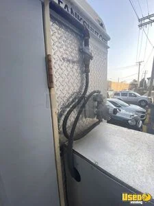1999 P30 Step Van Kitchen Food Truck All-purpose Food Truck Shore Power Cord Illinois Gas Engine for Sale