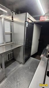 1999 P30 Step Van Kitchen Food Truck All-purpose Food Truck Stovetop California for Sale