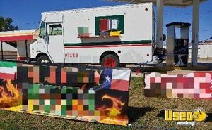 1999 P30 Stepvan Pizza Food Truck Pizza Food Truck Texas for Sale