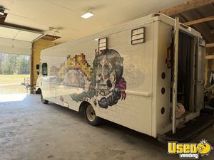 1999 P30 Taco Food Truck Awning Virginia Diesel Engine for Sale