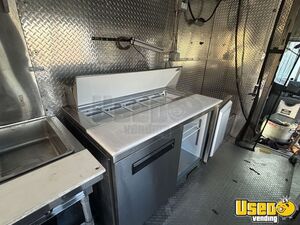 1999 P30 Taco Food Truck Breaker Panel Virginia Diesel Engine for Sale