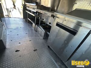 1999 P30 Taco Food Truck Fryer Virginia Diesel Engine for Sale
