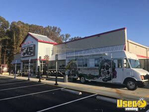 1999 P30 Taco Food Truck Refrigerator Virginia Diesel Engine for Sale