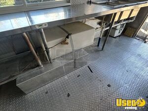 1999 P30 Taco Food Truck Work Table Virginia Diesel Engine for Sale