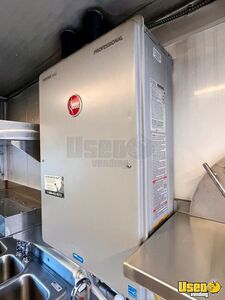 1999 P30 Workhorse Pizza Food Truck Additional 2 Washington Diesel Engine for Sale