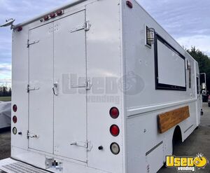 1999 P30 Workhorse Pizza Food Truck Shore Power Cord Washington Diesel Engine for Sale