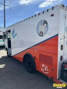 1999 P3500 Ice Cream Truck Cabinets Arizona Gas Engine for Sale
