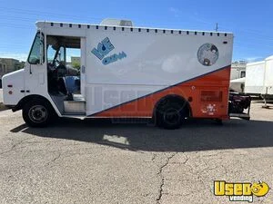1999 P3500 Ice Cream Truck Concession Window Arizona Gas Engine for Sale