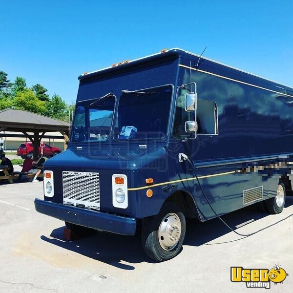 1999 P40 All-purpose Food Truck Air Conditioning Michigan Diesel Engine for Sale