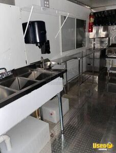 1999 P40 All Purpose Food Truck All-purpose Food Truck Diamond Plated Aluminum Flooring Kentucky for Sale