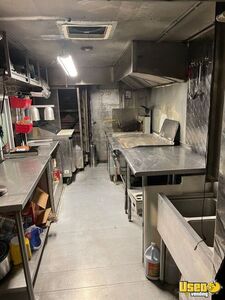 1999 P90 Kitchen Food Truck All-purpose Food Truck Exterior Customer Counter Pennsylvania Gas Engine for Sale